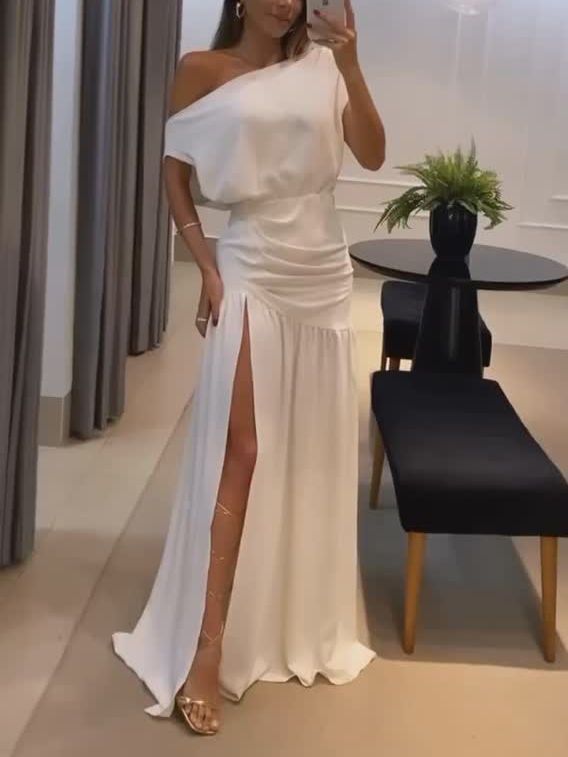Elegant Slant Neck Slit Floor-Mounting Maxi Dress