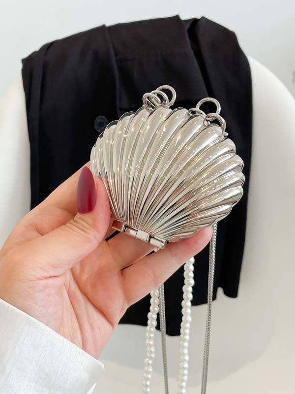 Shell Pearl Double Chain Bag