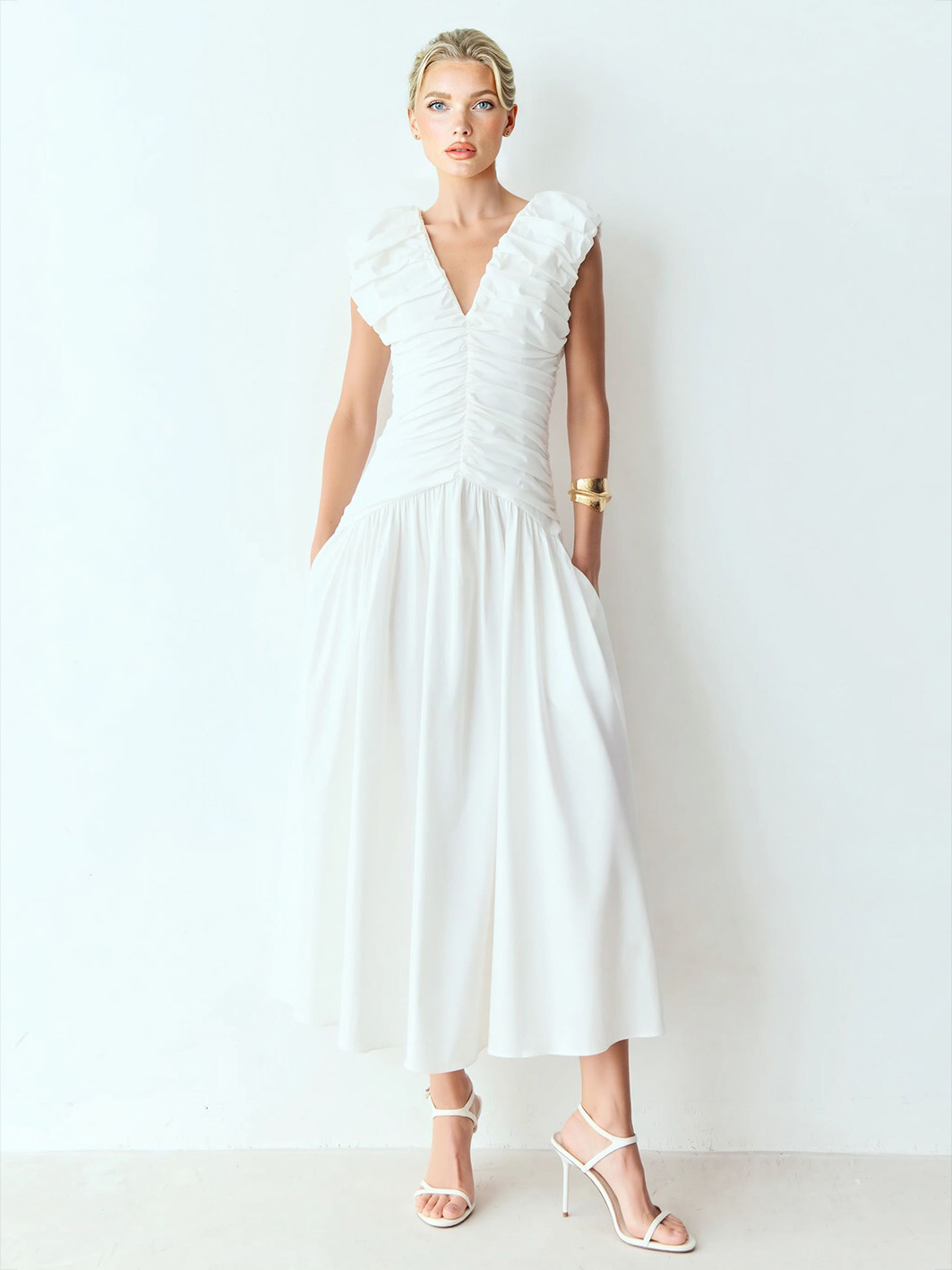 Elegant Pleated V-neck Midi Dress