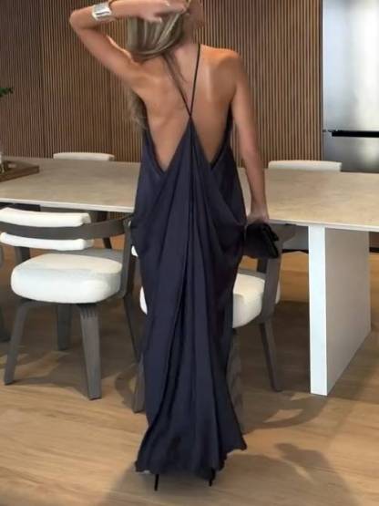 Minimalist Halter Neck Backless Maxi Dress