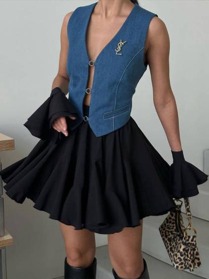 Ruffled Hem Mini Skirt