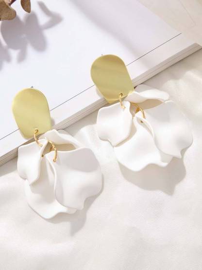 Petal Element Earrings