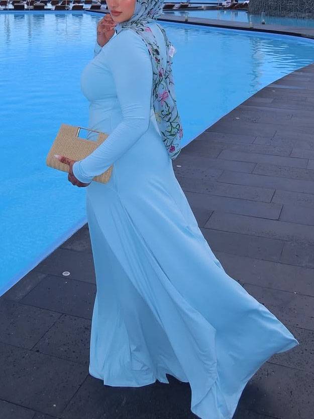 Metal Buckle Design Long Sleeve Maxi Dress