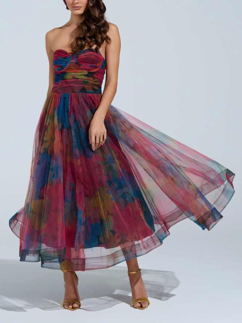 Elegante vestido midi de tul con estampado floral de fantasía