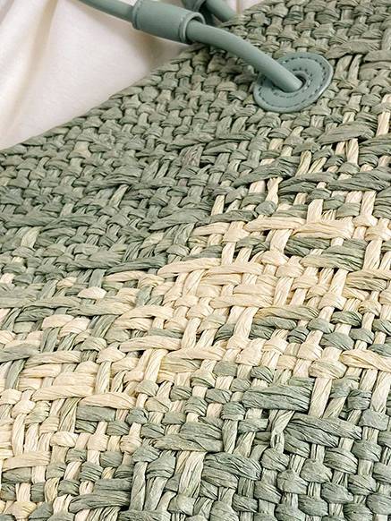 Gradient Colorful Hand-woven Beach Straw Bag