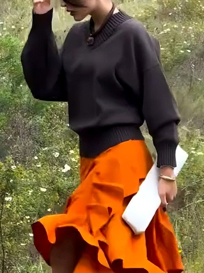 Elegant Long-sleeved V-neck Pullover Sweater