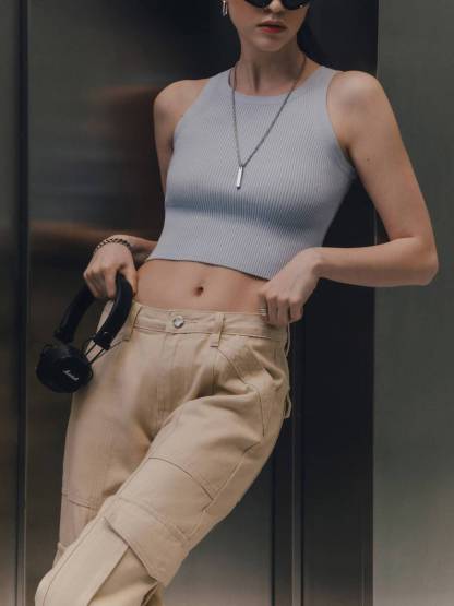 Minimalist Vest