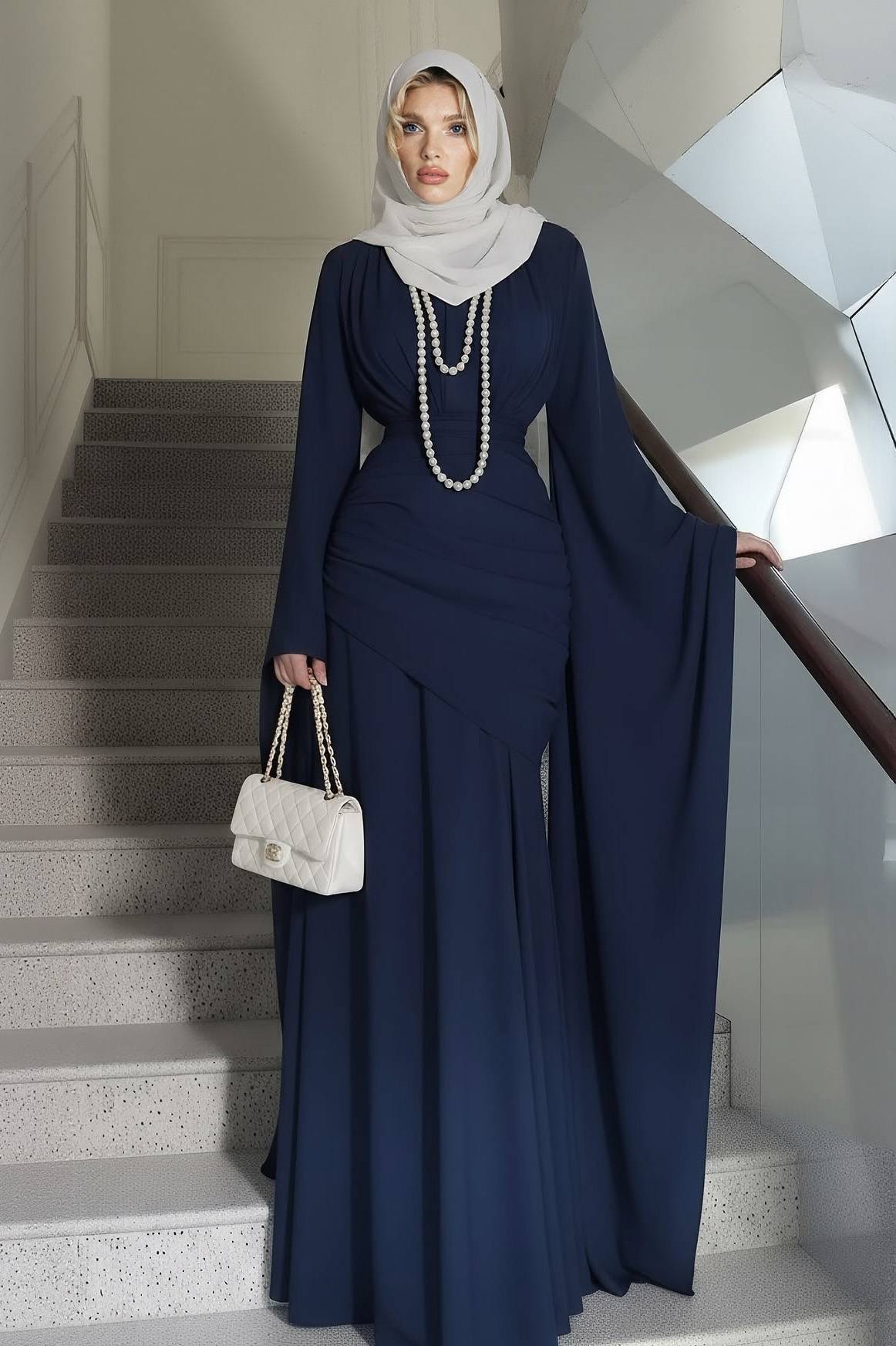 Pleated Design Hip-hug Maxi Dress