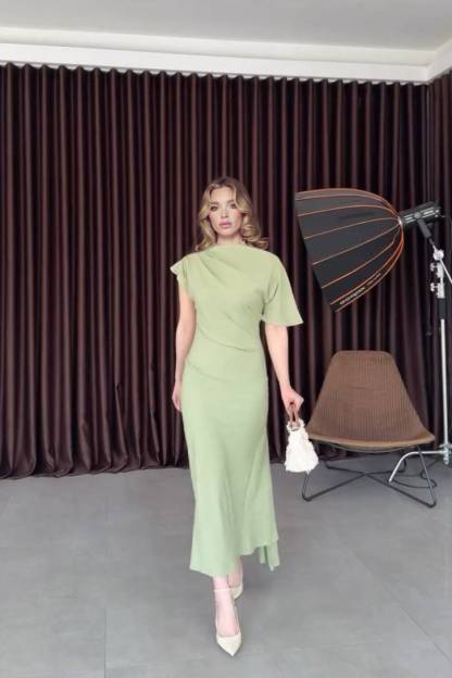 One-Sleeve Irregular Hem Dress