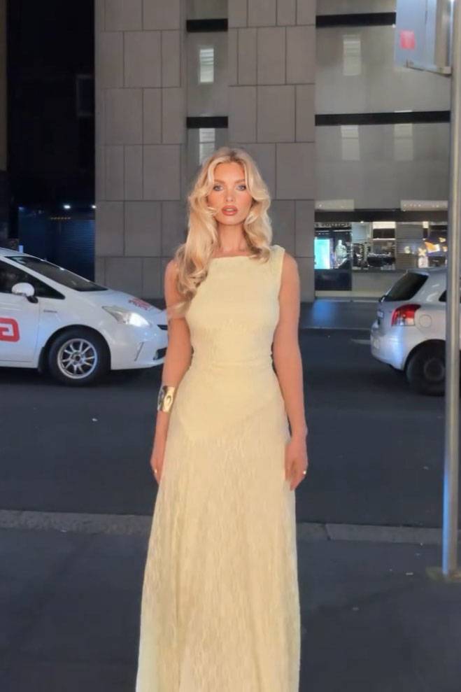 Elegant Lace Maxi Dress