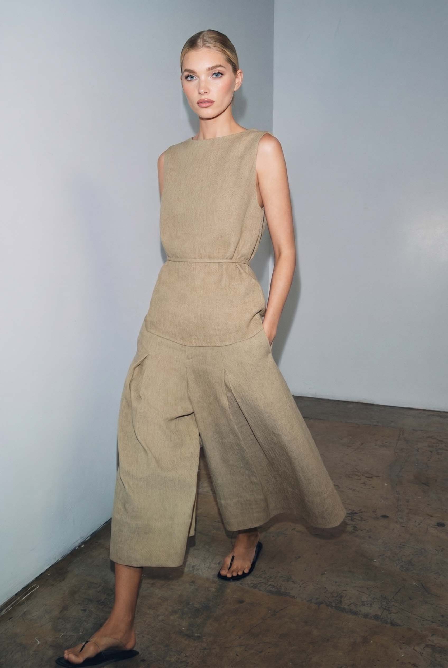 Two Ways To Wear Top And Wide-Leg Pants Set