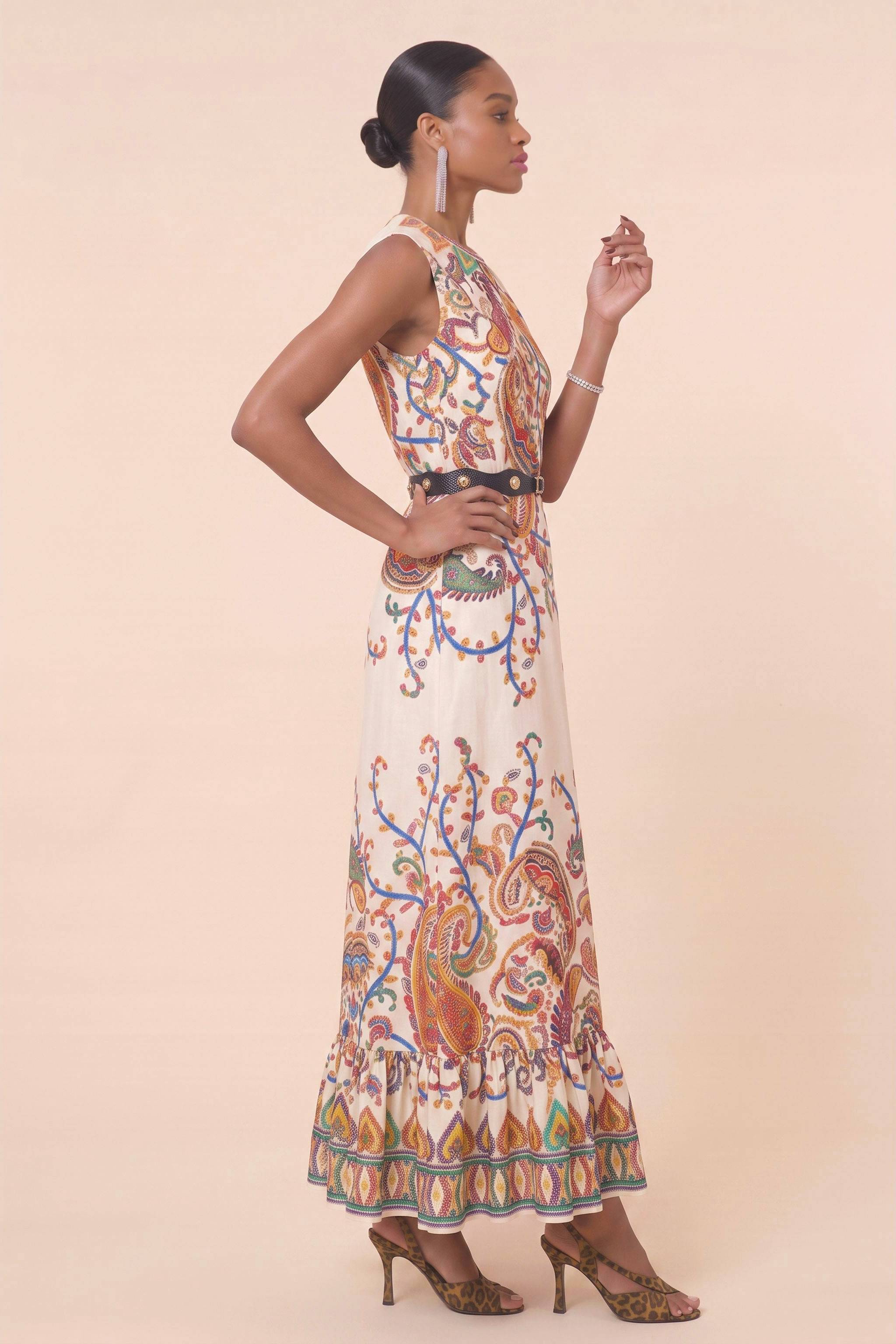 Colorful Cashew Flower Sleeveless Waist Ruffled Long Dress