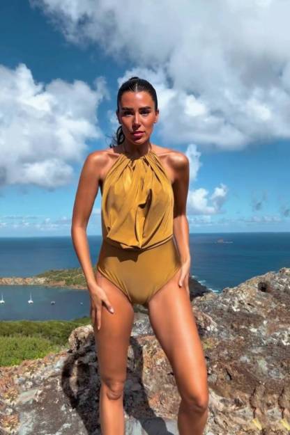 Halter-Neck Backless Bodysuit And Wide Leg Pants Set