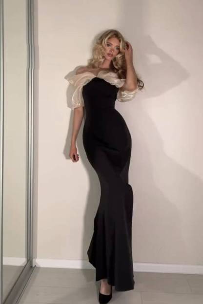 Off-shoulder Slit Maxi Dress