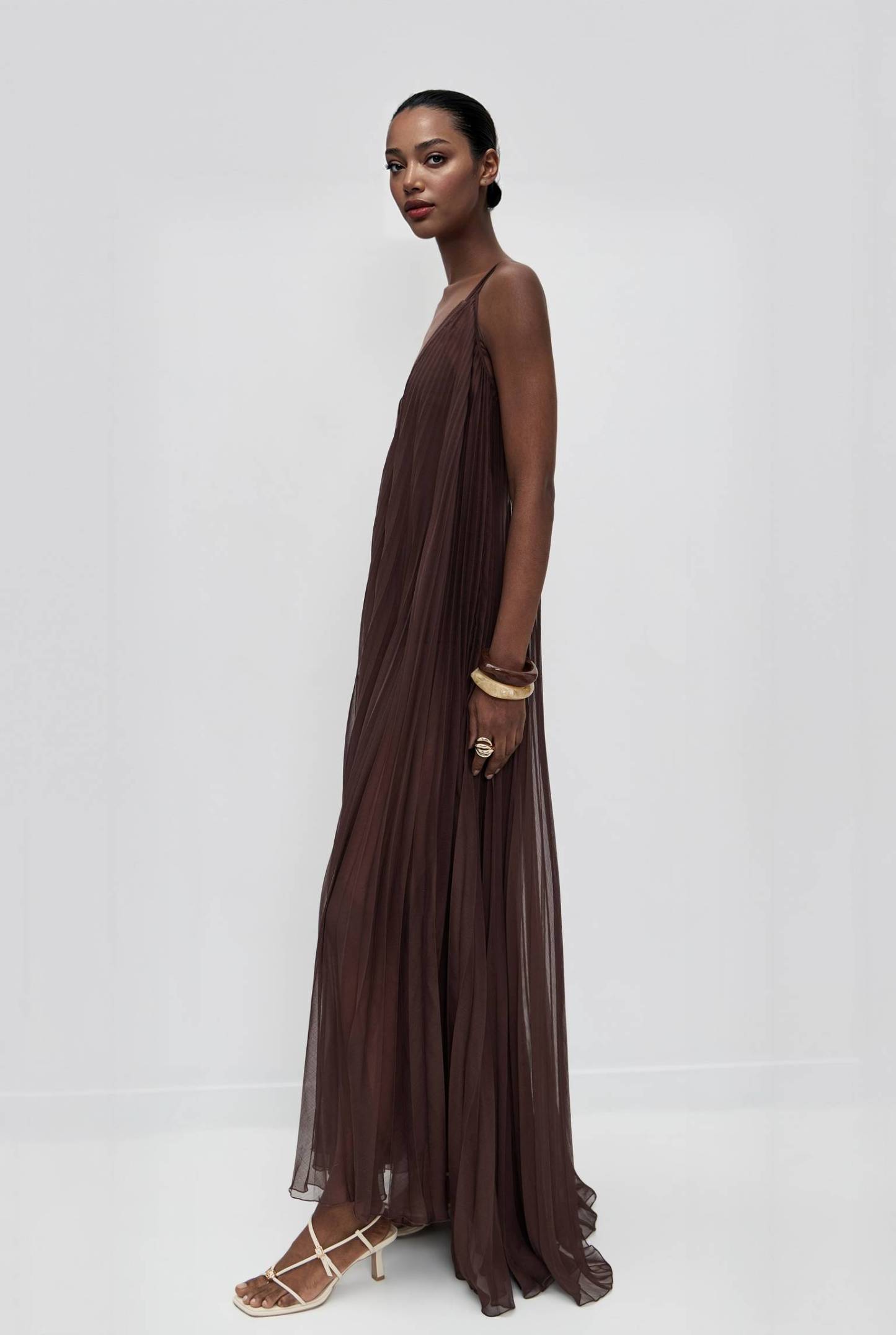 Loose Pleated Strap Maxi Dress
