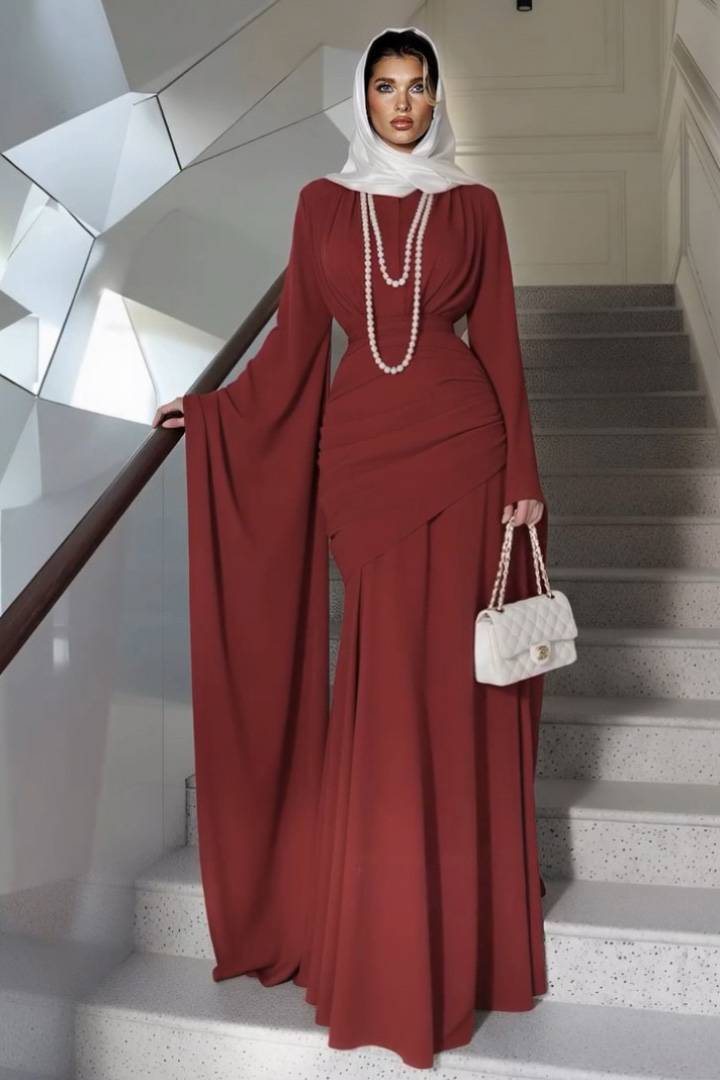 Pleated Design Hip-hug Maxi Dress