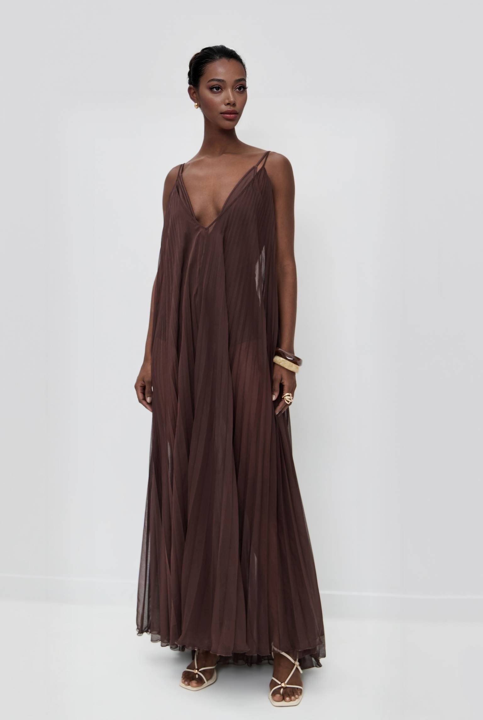 Loose Pleated Strap Maxi Dress
