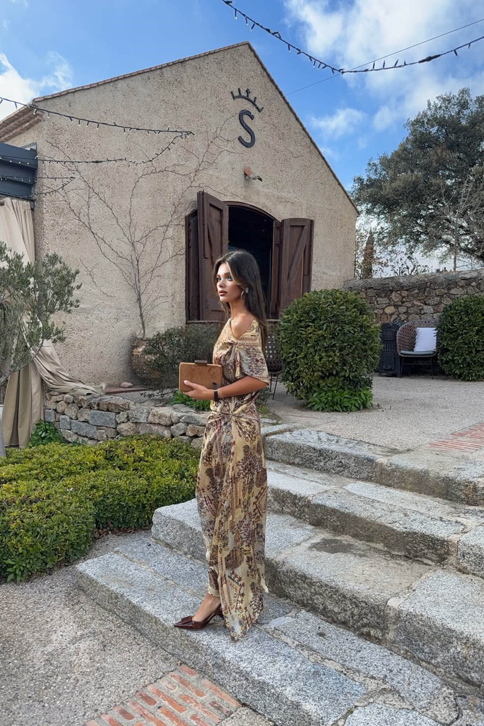 Off-Shoulder Pleated Unique Print Dress