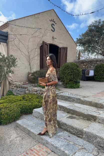 Off-Shoulder Pleated Unique Print Dress