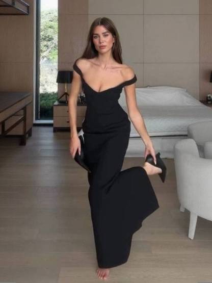 Minimalist V-Neck Slim-Fit Maxi Dress
