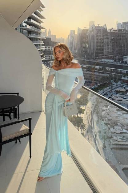 Off-Shoulder Lace-Up Design Maxi Dress