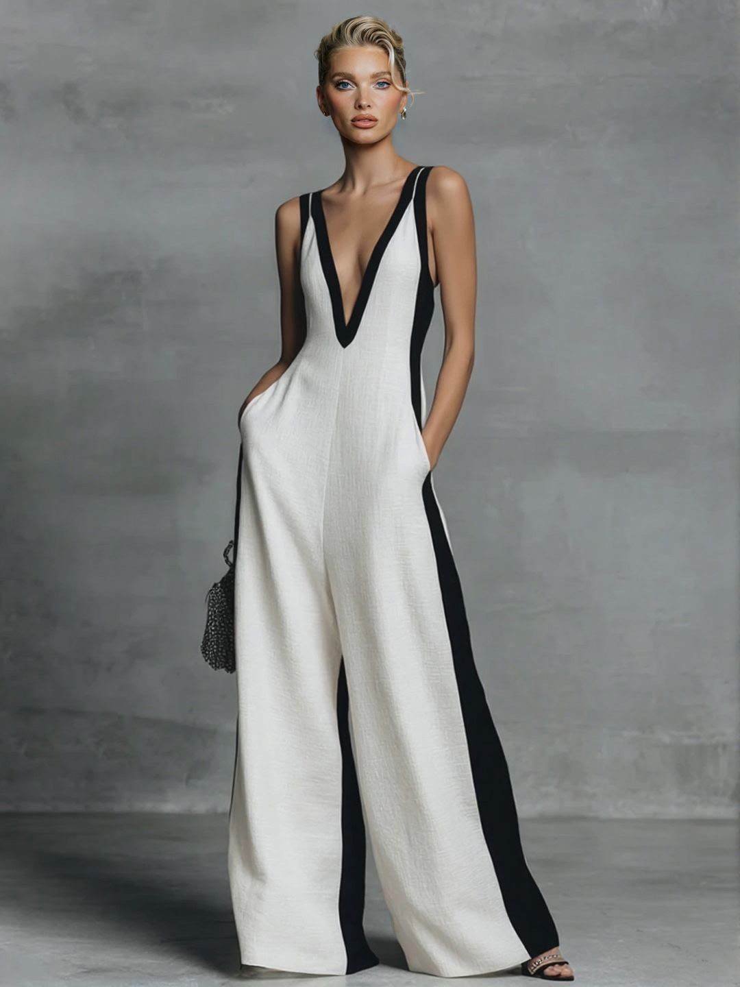 Elegant Sleeveless Deep V-Neck Contrast-Panel Wide-Leg Jumpsuit