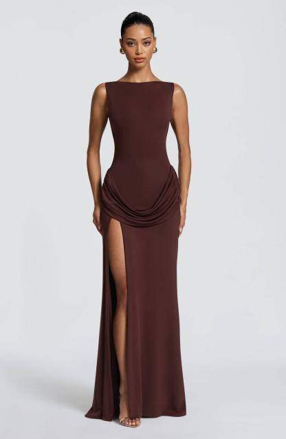 Pleated Design Slit Maxi Dress