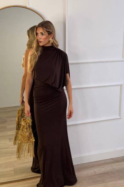 Single-sleeved Asymmetrical Maxi Dress