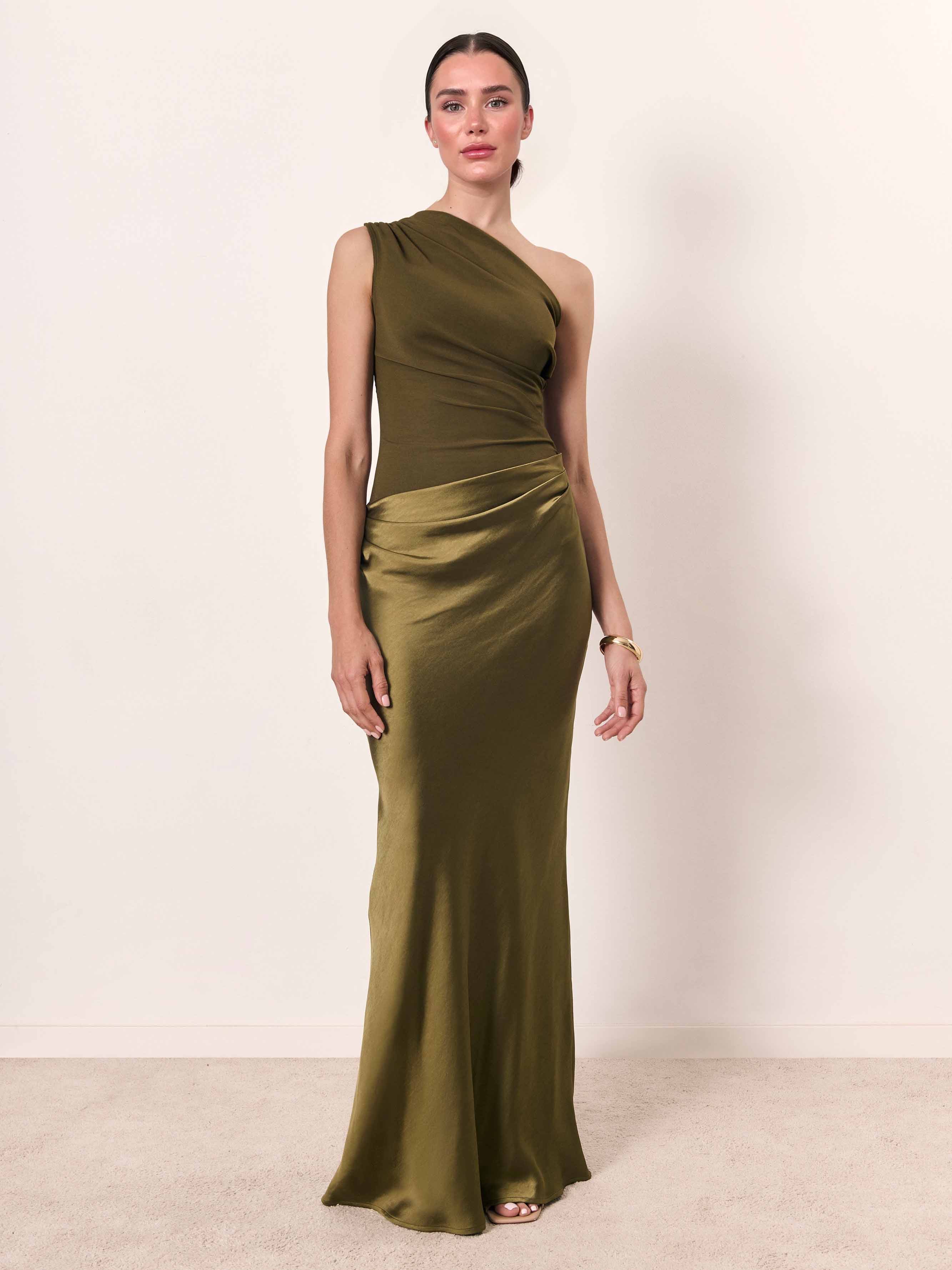 Elegant One Shoulder Neck Pleated Party Maxi Dress