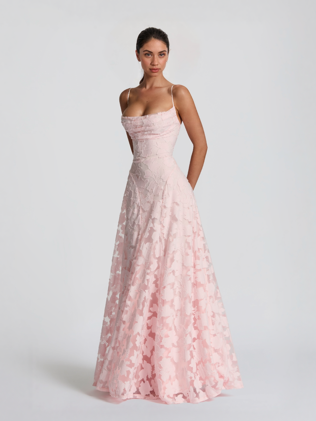 Elegant Floral Lace Spaghetti Strap Maxi Dress