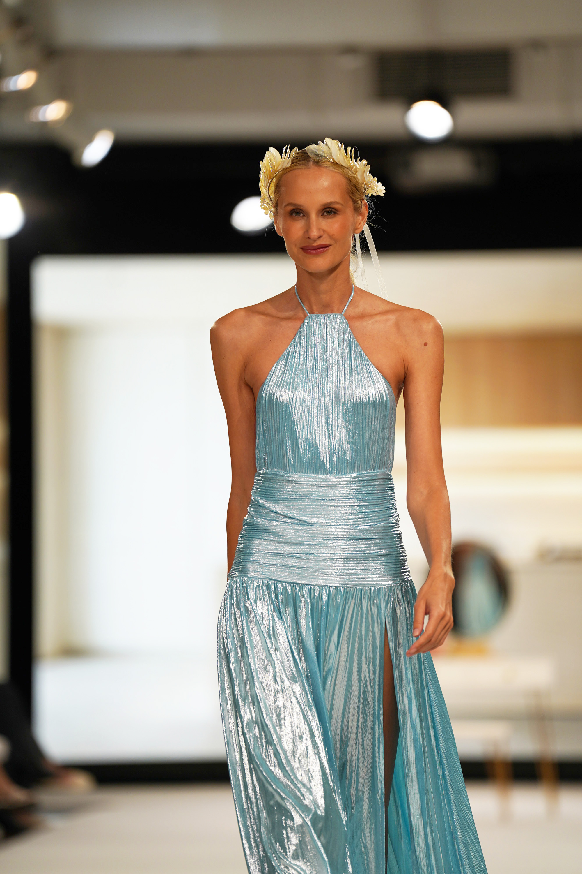 Elegant Metallic Pleated Halter Neck Maxi Dress
