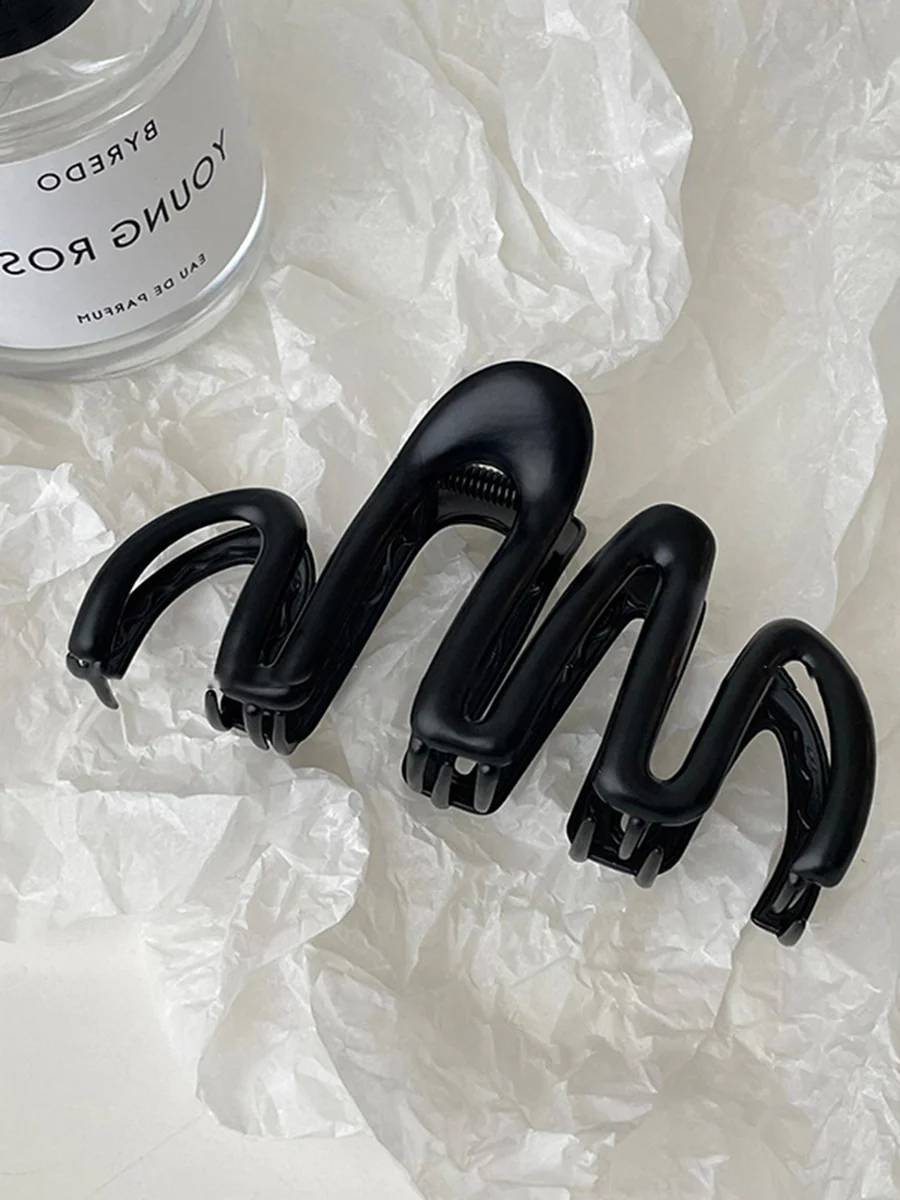 Minimalist Metal Hairpin