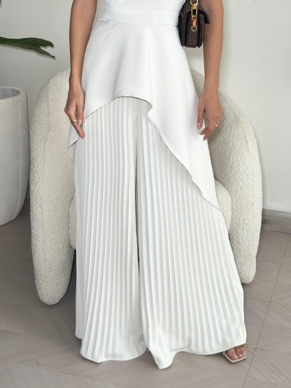 Elegant Pleated Wide-leg Pants