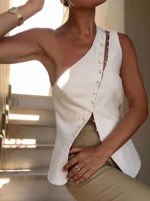 Fashion One-shoulder Button Detail Top
