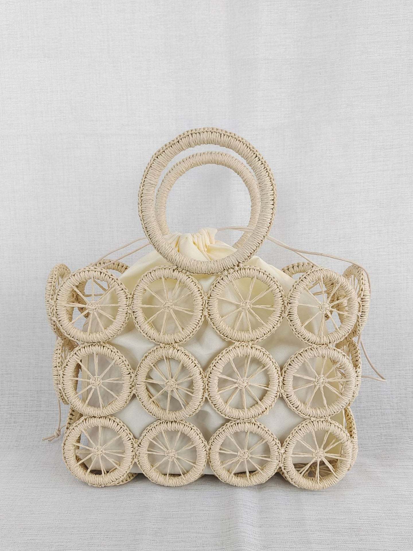 Fashionable Woven Leisure Wheel Handbag