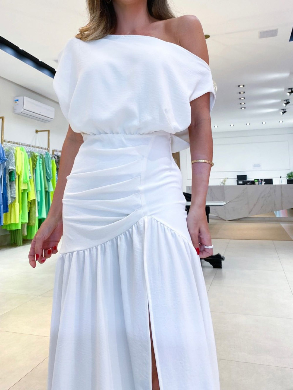 Elegant Slant Neck Slit Floor-Mounting Maxi Dress