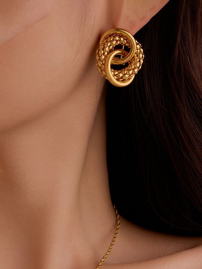 Temperament Hollow Hoop Earrings