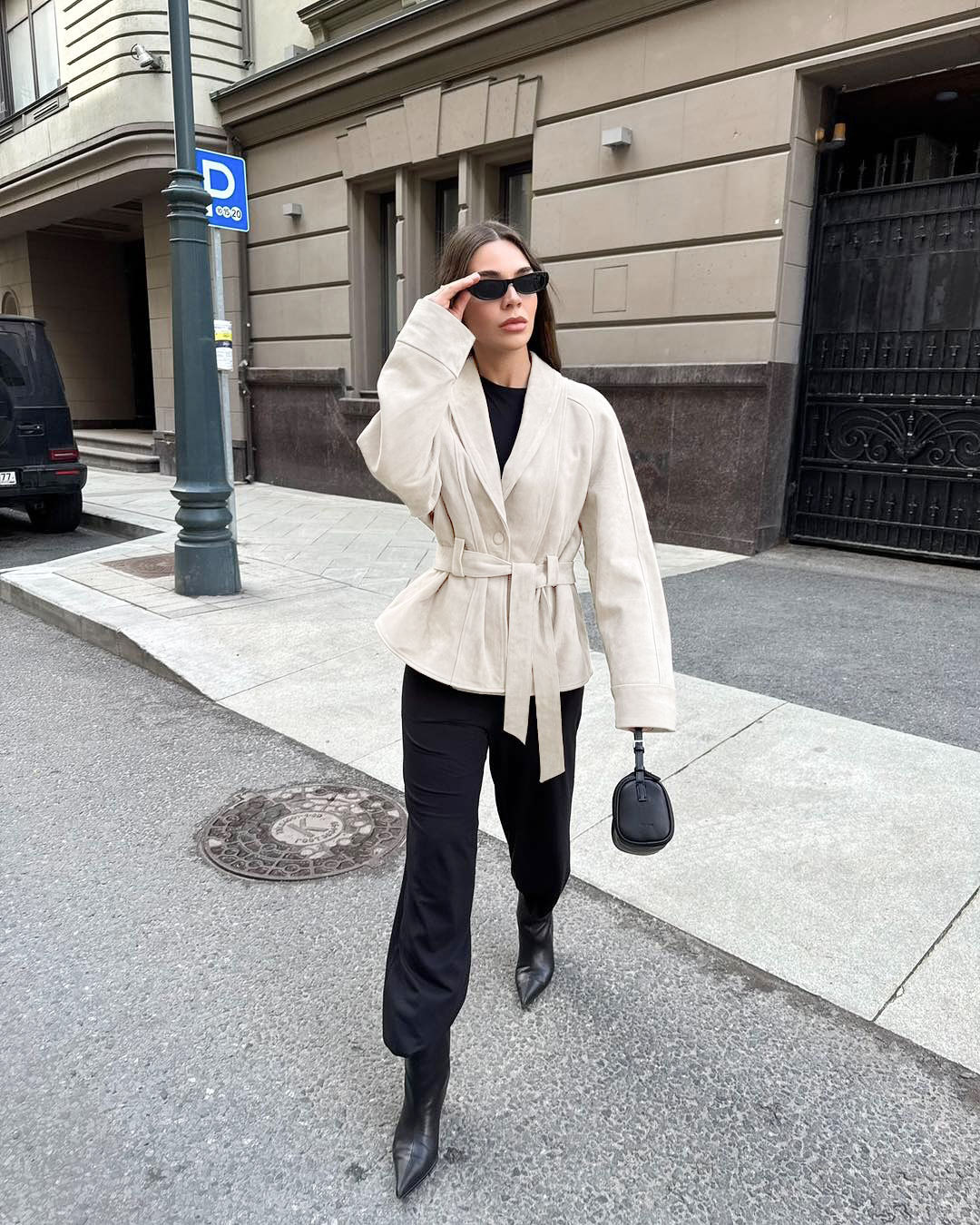 Women's Autumn/Winter Vintage-Style Faux Suede Jacket with Belt – Long-Sleeved, Brushed Finish