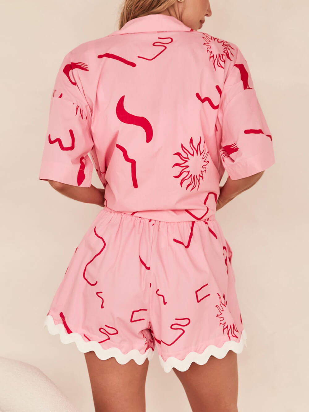Conjunto de dos piezas casual de vacaciones con estampado de manga corta