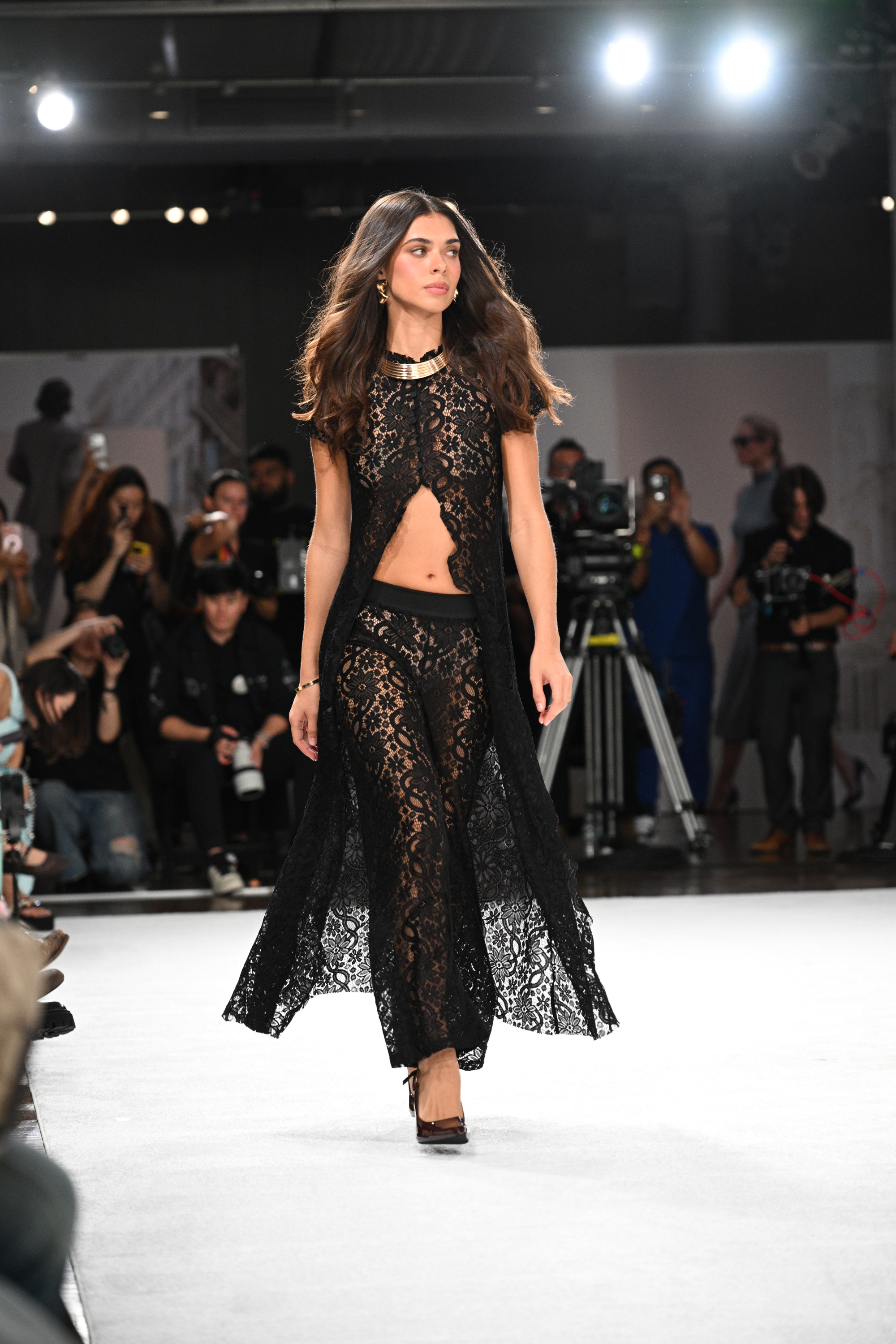 Black Lace Hollow Two-Piece Set-High Neck Bubble Sleeve Top