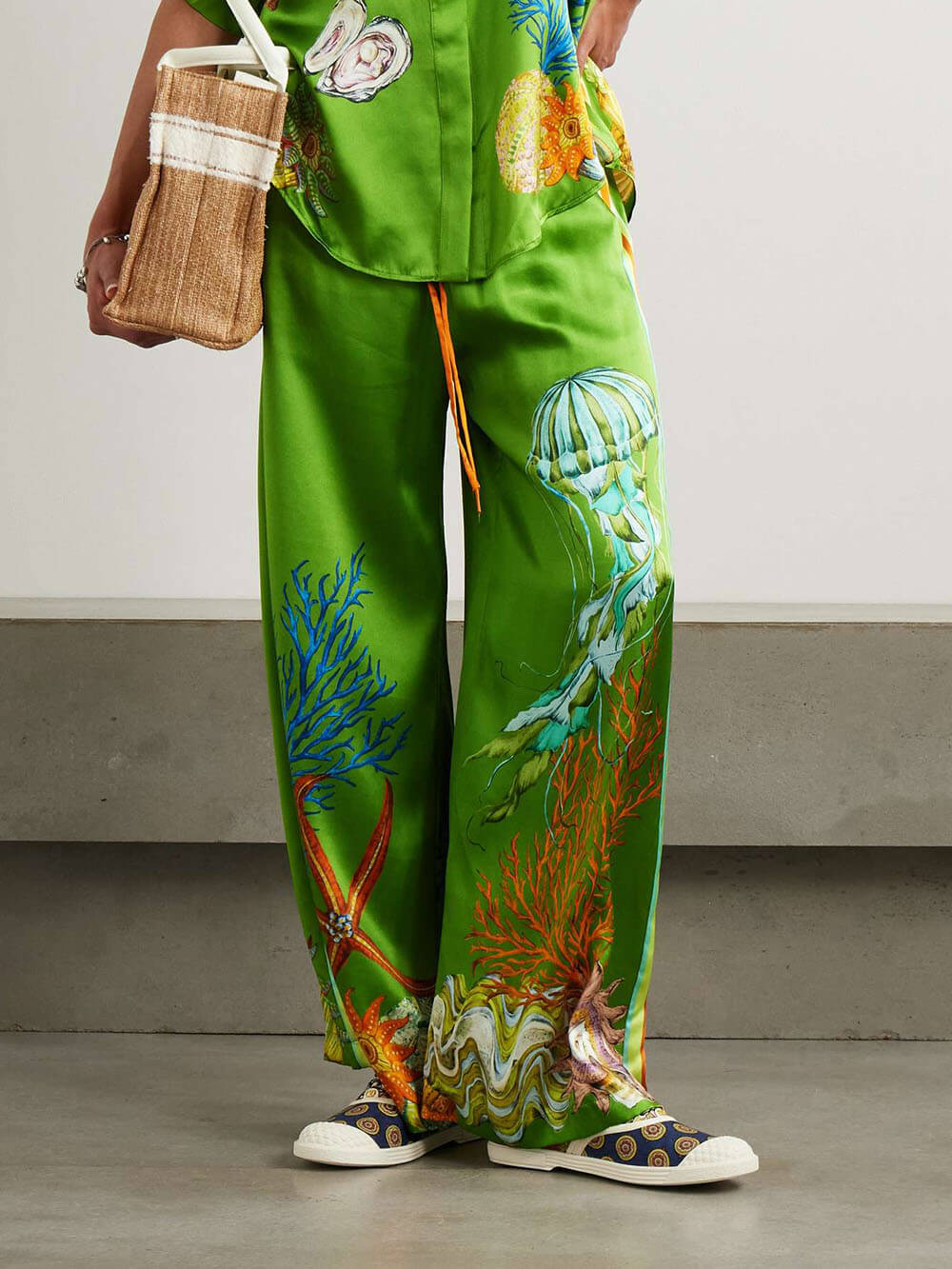 Classic Modern Feel Unique Satin Ocean Animal Print Drawstring Elastic Pocket Wide Leg Pants
