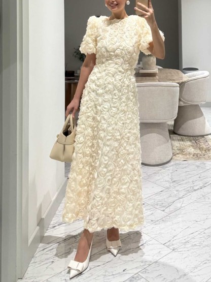 Elegant Rose-patterned Puff-sleeved Maxi Dress