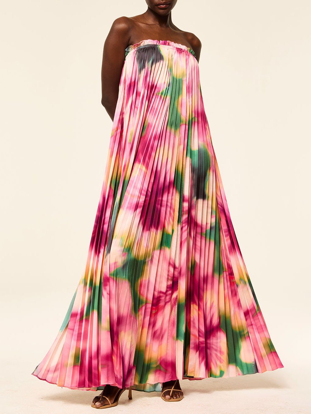 Elegant Hibiscus Print Pleated Maxi Dress