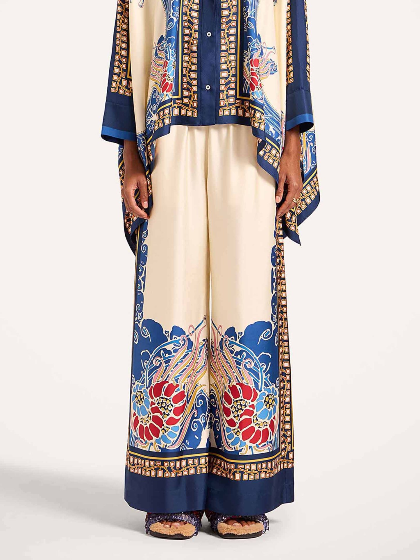 Elegant Bohemian Print Draped Kimono Shirt