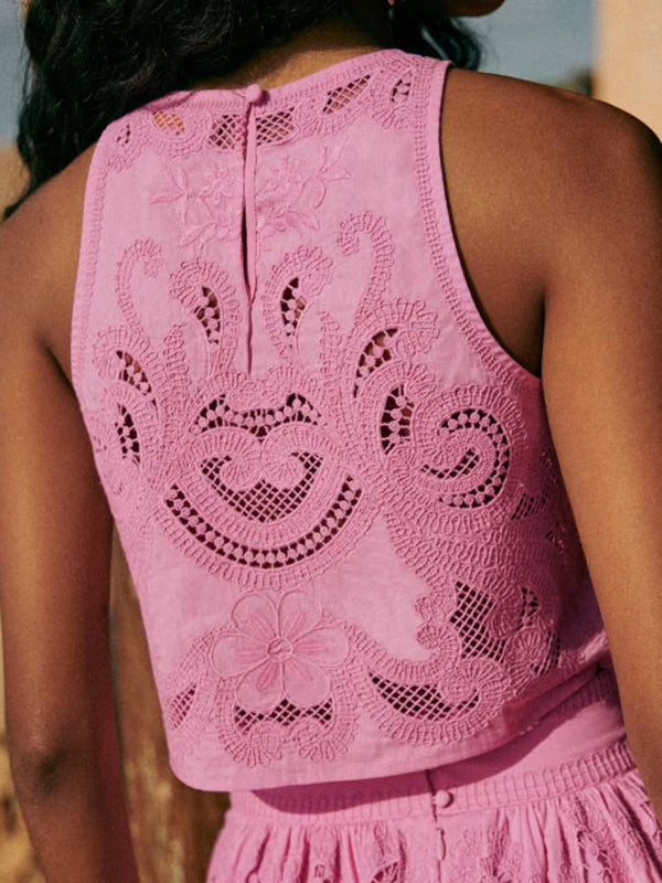 Unique Sleeveless Hollow Lace Crop Top