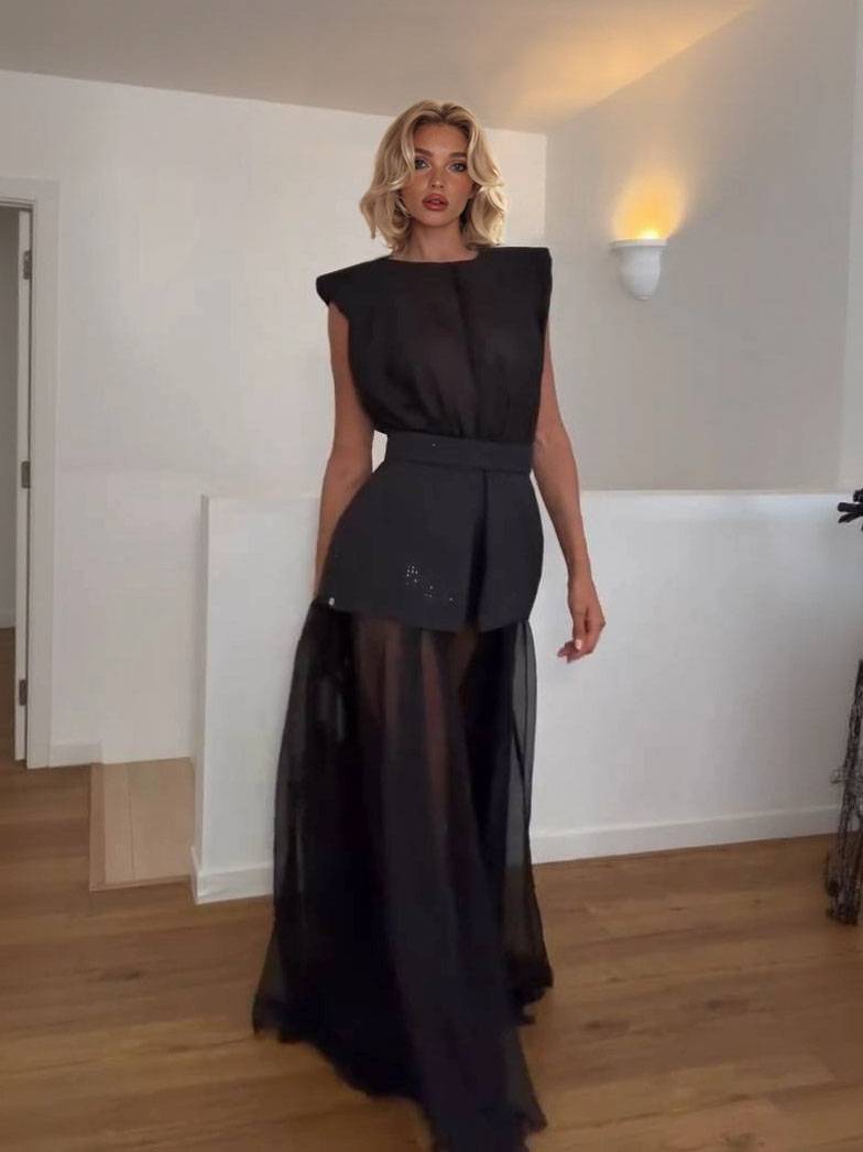 Unique Belt Perspective Skirt Maxi Dress