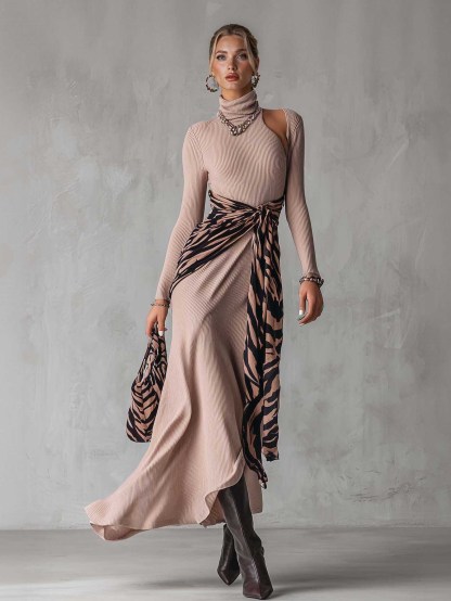 Casual High-Neck Geometric Patchwork Knit Maxi Dress