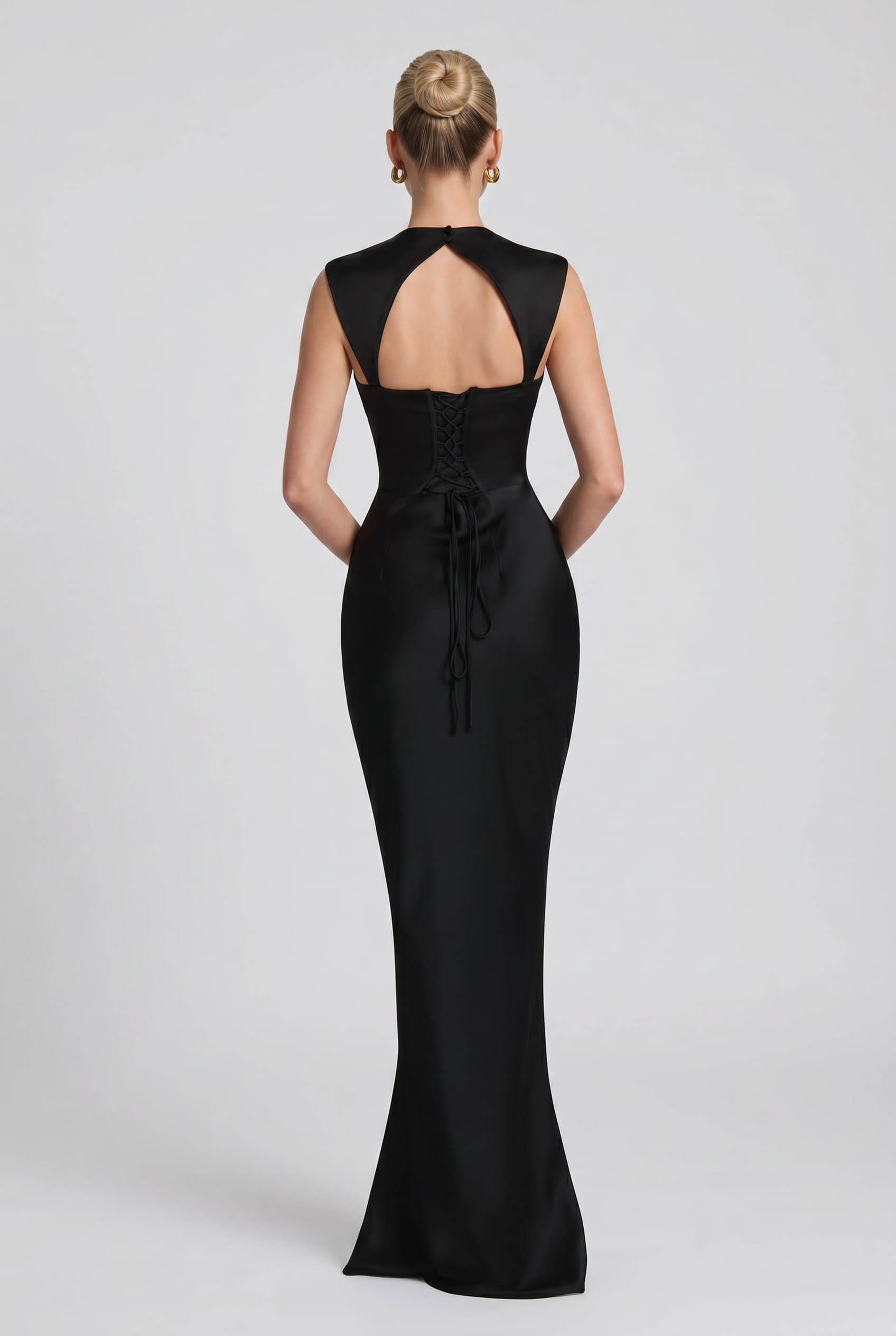 Backless Design Pleated Maxi Dress