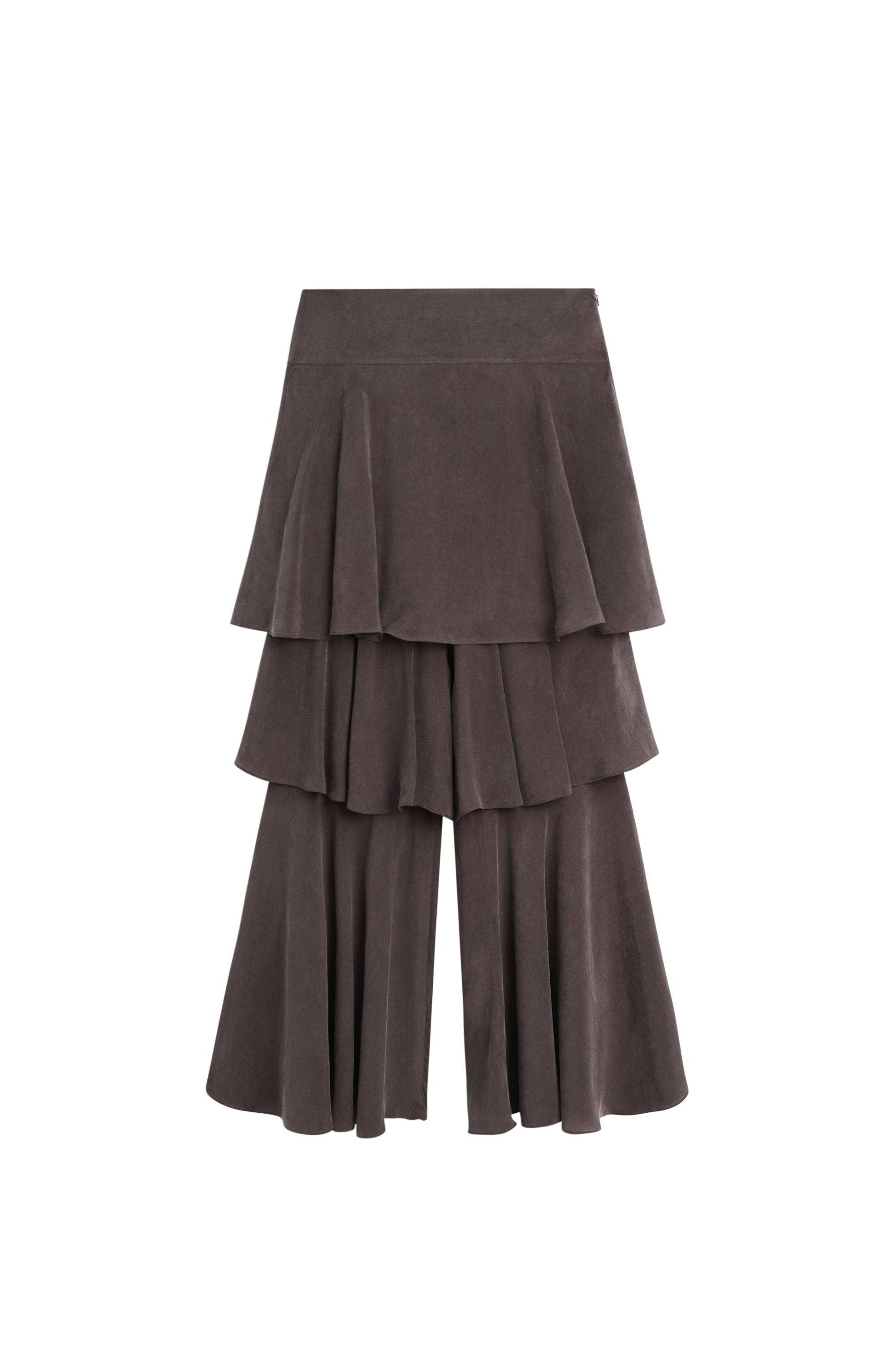 Conjunto de top sin mangas y pantalón con volantes