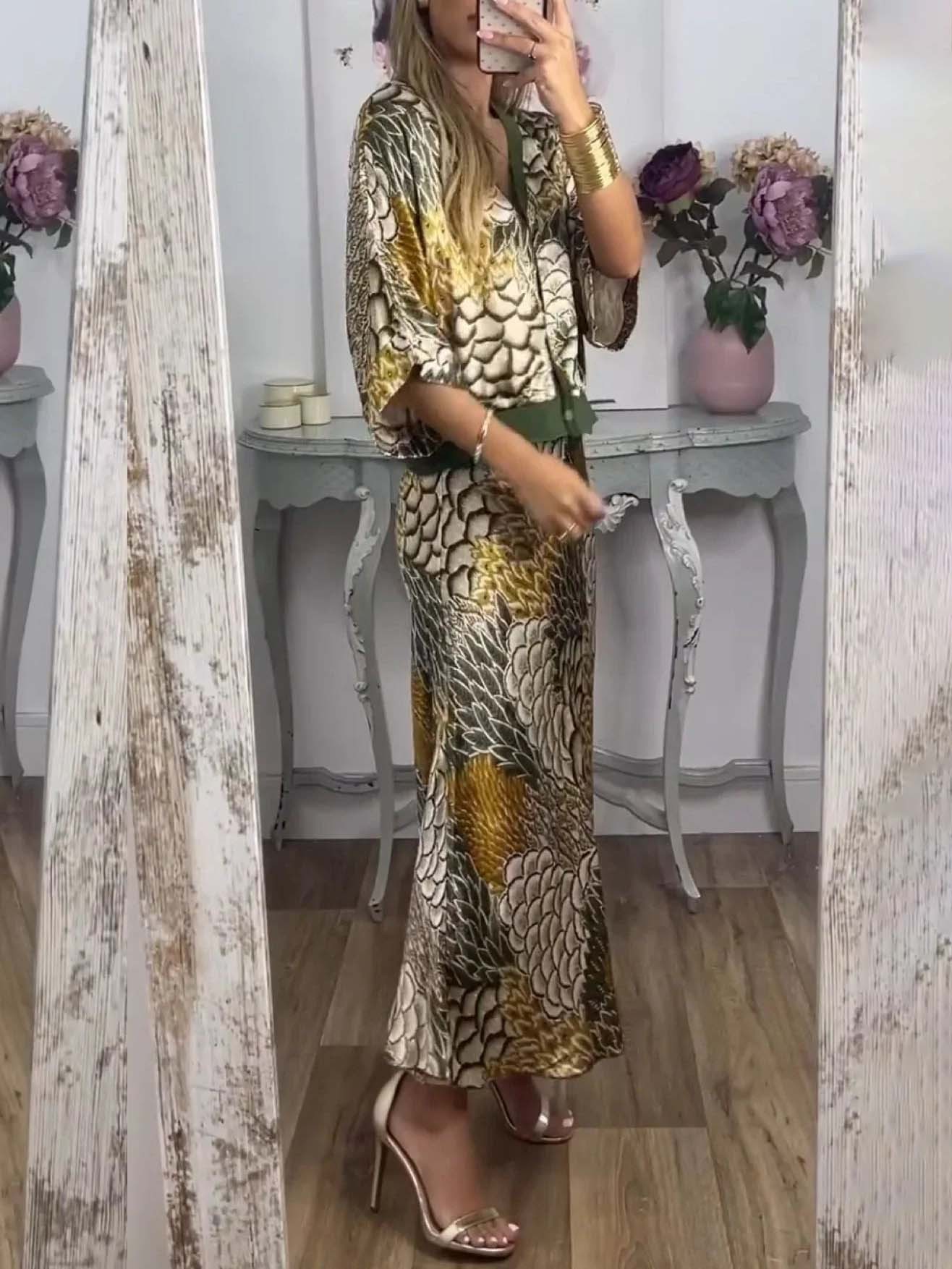 Retro Scale Print Satin Skirt Two-Piece Set